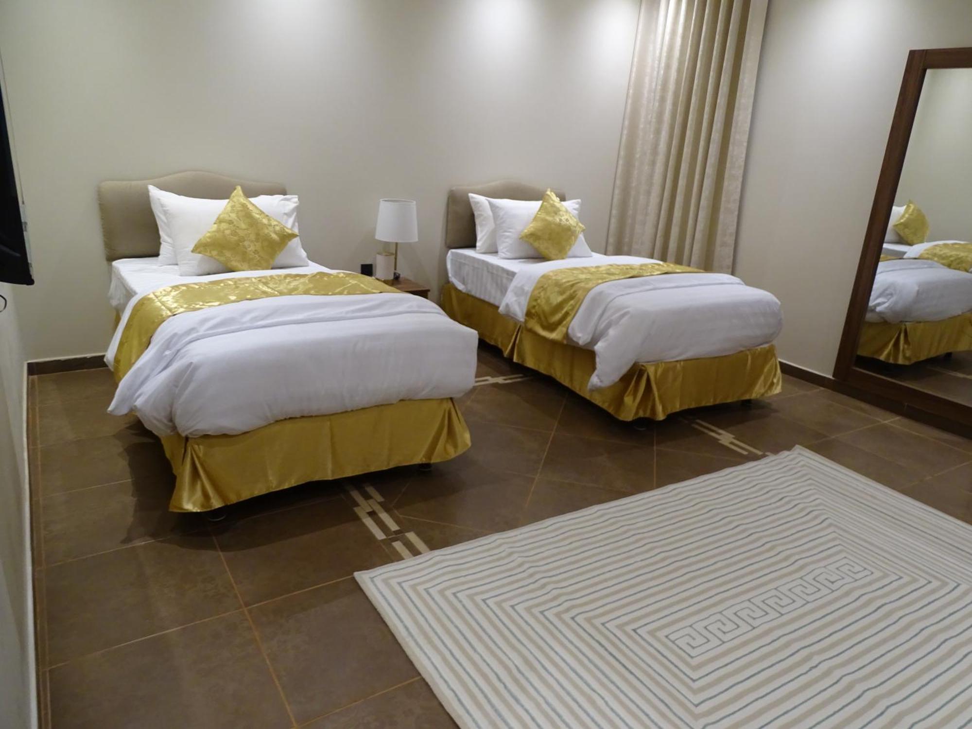 Comfort Inn Al Taawon - Family Only Riad Exterior foto